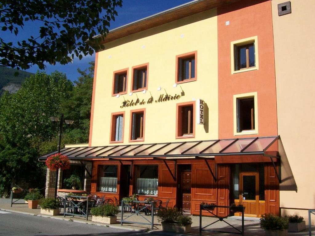 Hotel De La Mairie LʼArgentière-la-Bessée المظهر الخارجي الصورة